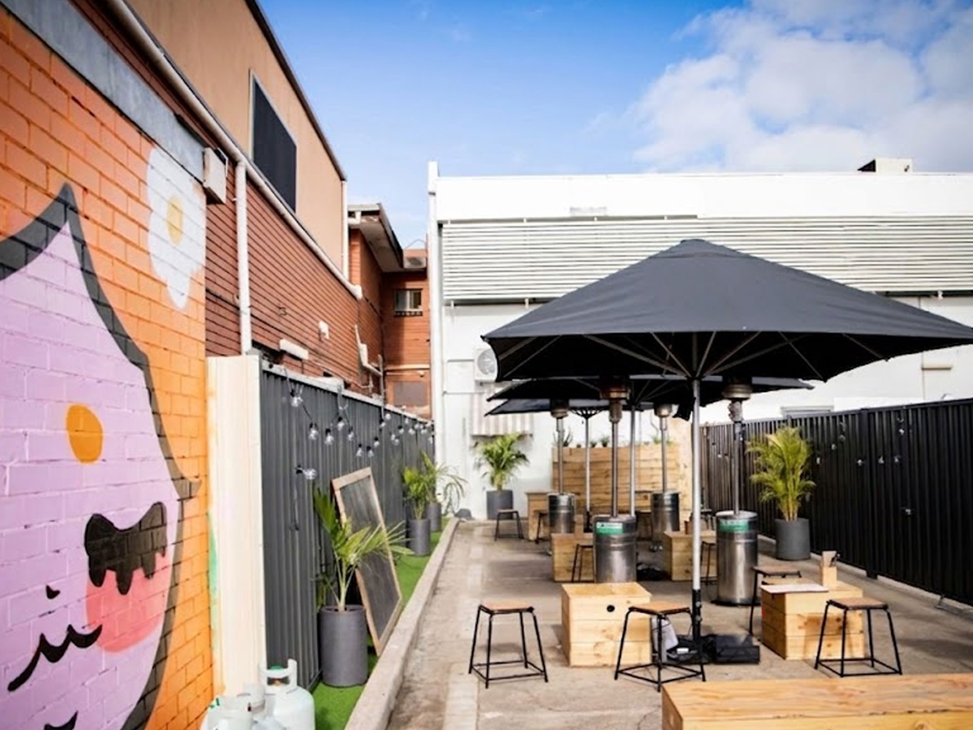 How immigrant entrepreneurs drive local business